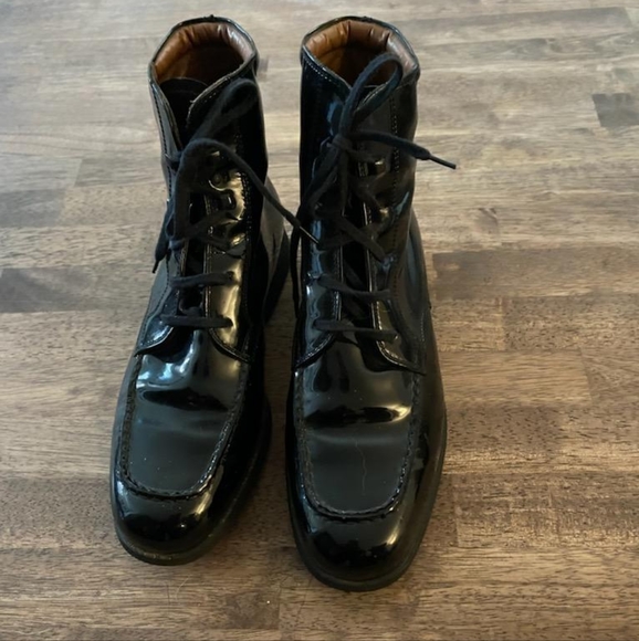 Tod's Shoes - Tod's Patent Leather Ankle Boots